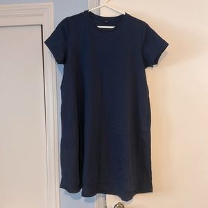 💥3/$25💥 Navy Uniqlo dress